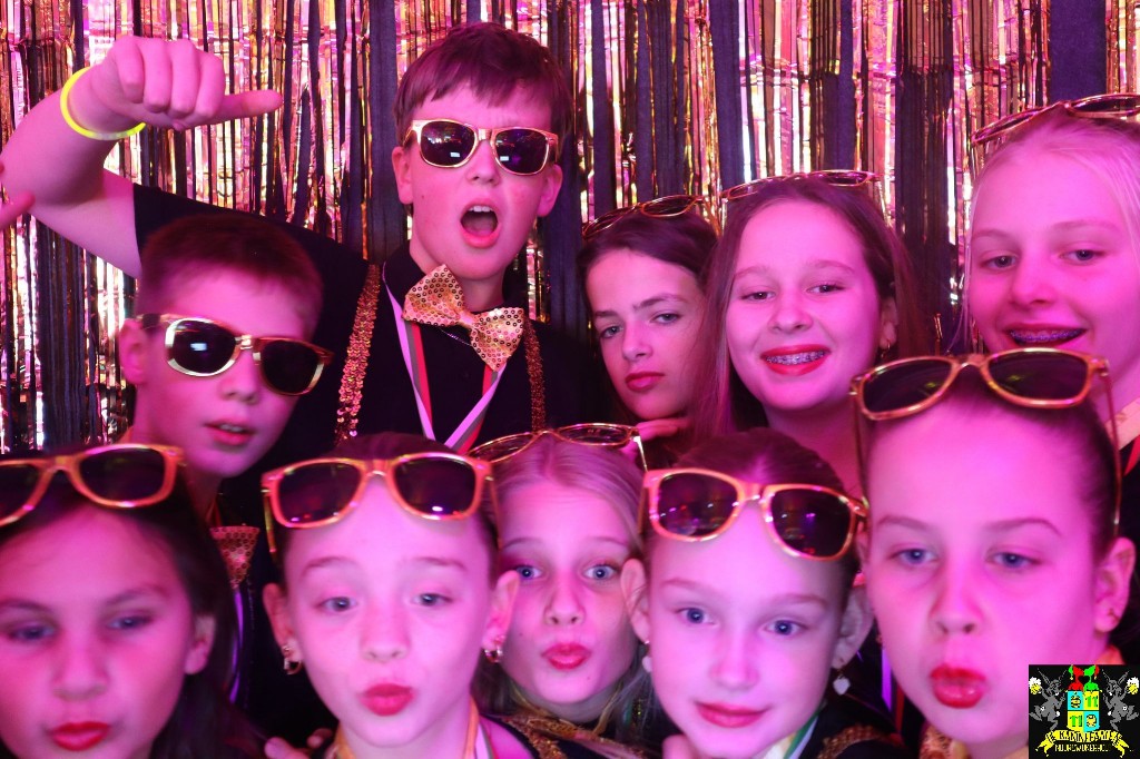 ../Images/Jeugd Opwarmbal Photobooth 185.jpg